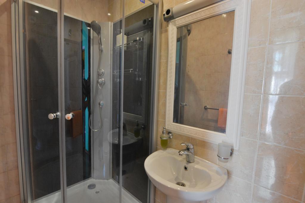 Salsa Hotel Вентспілс Номер фото